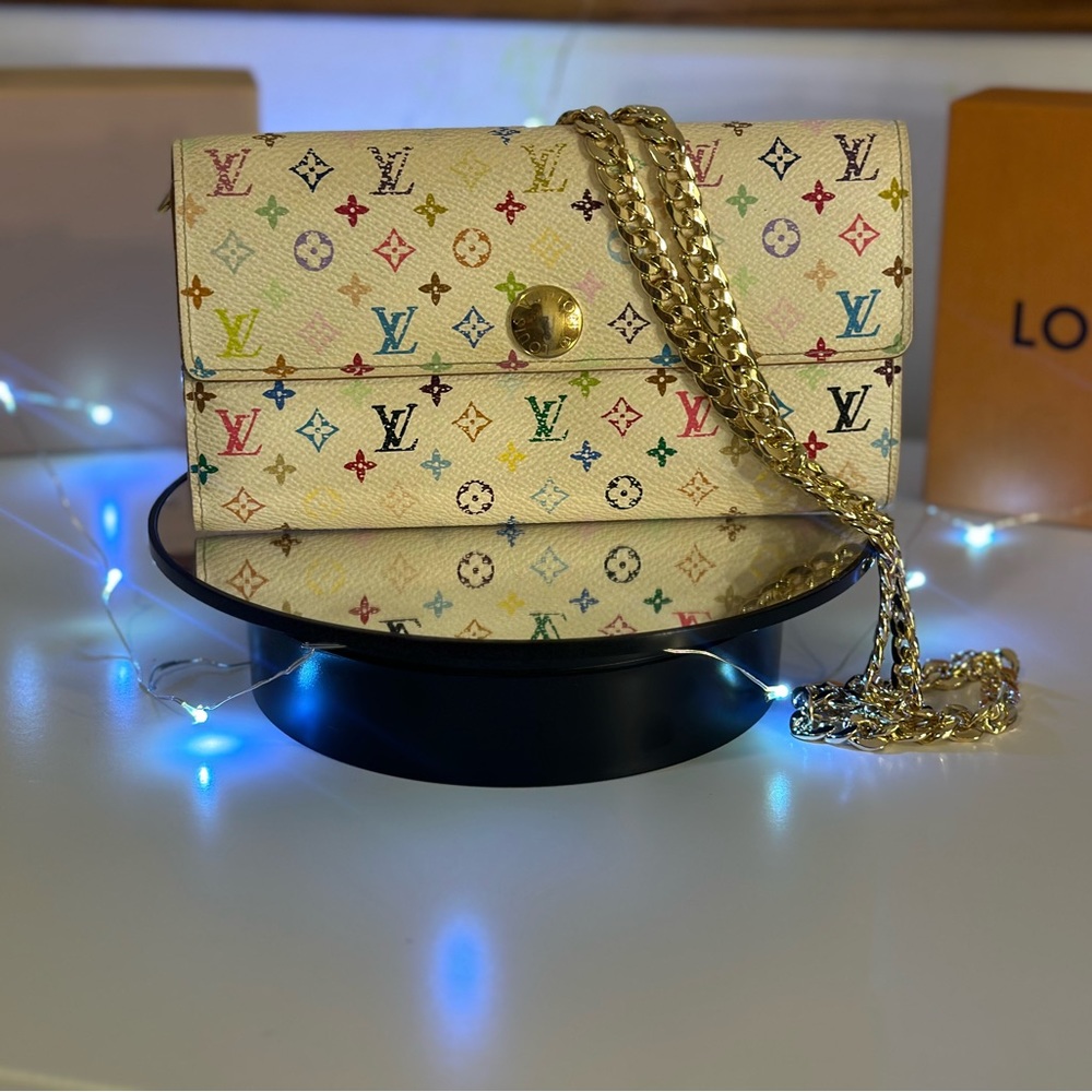 Authentic Louis Vuitton murakami (multi colore) wallet.